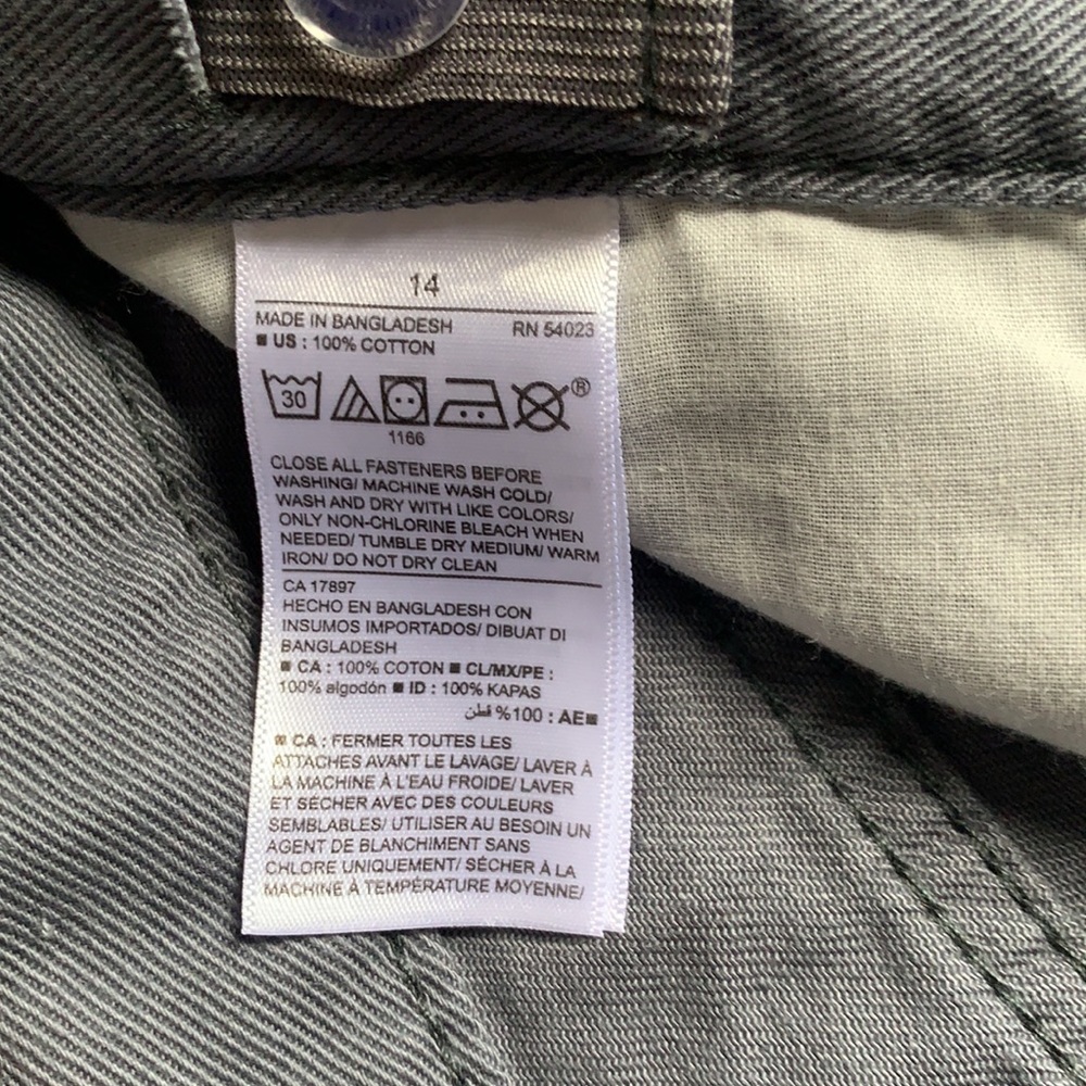 Old Navy gray skinny fit pants. Boys size 14 - Picture 10 of 14